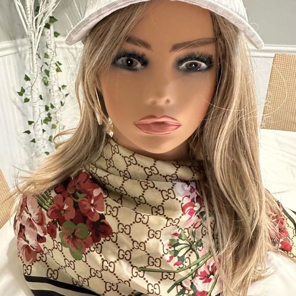 MK SIGNATURE LOGO BASEBALL CAP NWT - Picture 6 of 8